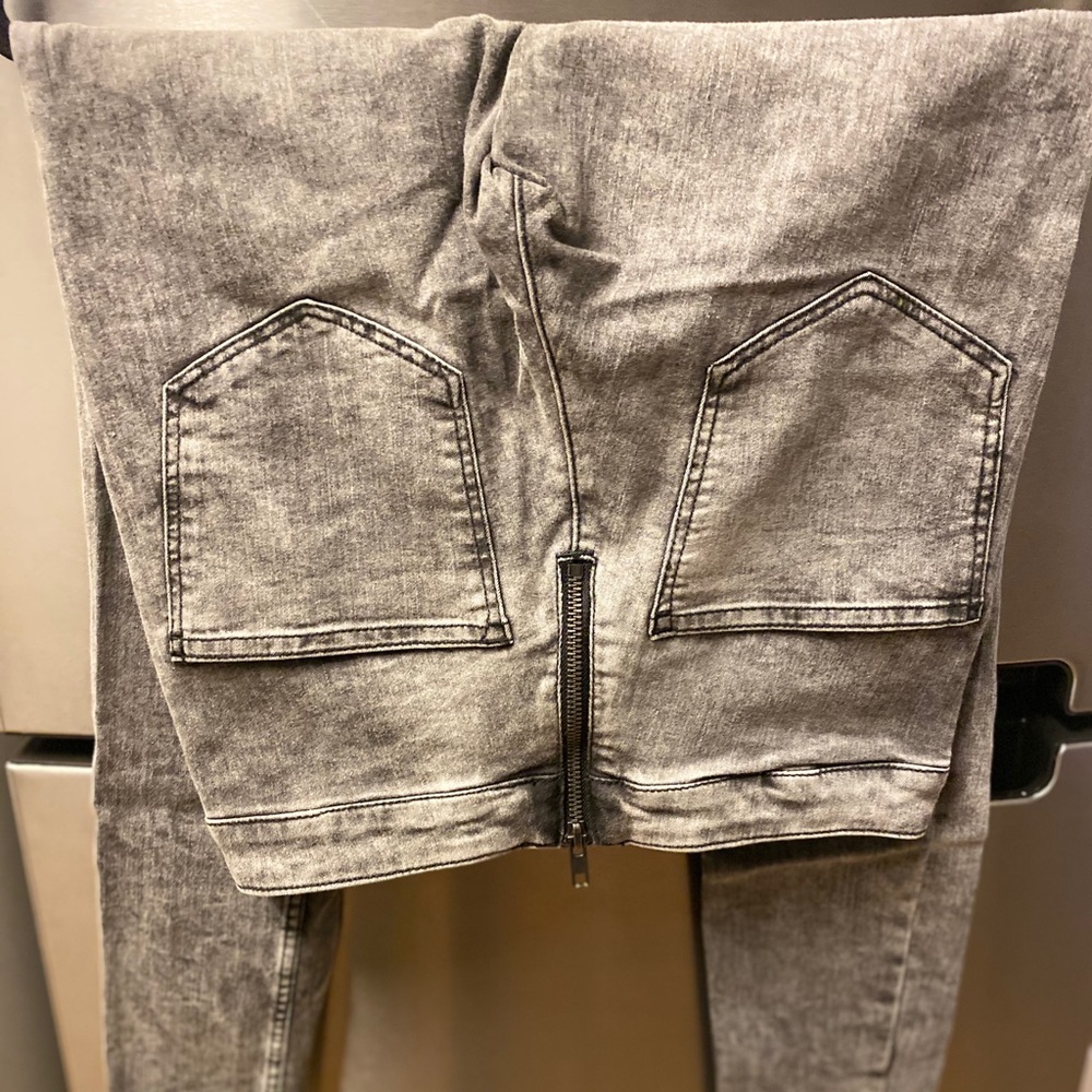 H&M ankle jean